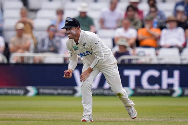 3rd Rothesay Test Match Day 5 England v New Zealand Henry Nicholls of New Zealand fields the ball during the 3rd Rothesay Test Match Day 5 match England vs New Zealand at Trent Bridge, Nottingham, United Kingdom on 29 June 2026 (Photo by Maynard Manyowa News Images) Nottingham Trent Bridge Nottinghamshire United Kingdom Copyright: xMaynardxManyowa NewsxImagesx