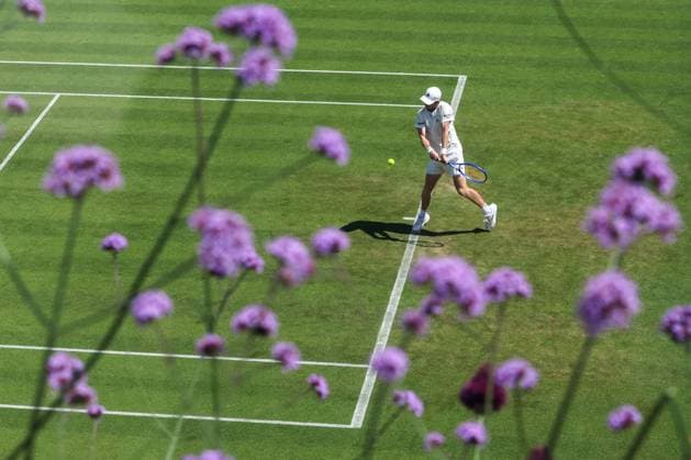 Max Basing during his first round match Wimbledon Tennis Championships, Day 1, The All England Lawn Tennis and Croquet Club, London, UK - 29 Jun 2026London The All England Lawn Tennis and United Kingdom  Copyright: xKieranxMcManus Shutterstockx 16964107m