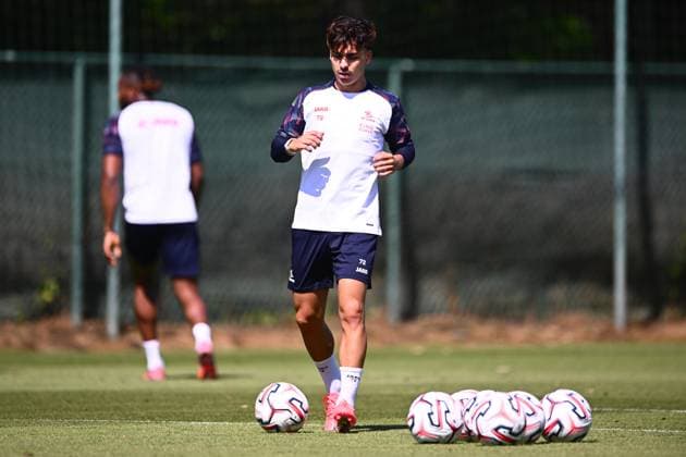 OH LEUVEN - FIRST TRAINING SESSION 2026-2027 OUD-HEVERLEE, BELGIUM - JUNE 29 : during the first training Session of OH Leuven prior the 2026-2027 Jupiler Pro League Season. on June 29, 2026 in Oud HEverlee, Belgium, 29 06 2026 Oud-Heverlee Belgium  Copyright: xGvgx