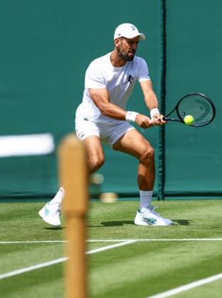 Novak Djokovic practising on Court 11 Wimbledon Tennis Championships, Day 1, The All England Lawn Tennis and Croquet Club, London, UK - 29 Jun 2026London The All England Lawn Tennis and United Kingdom  Copyright: xJamesxMarsh Shutterstockx 16964101u