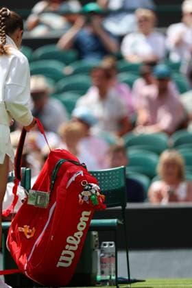 Toys on the bag of Jelena Ostapenko Wimbledon Tennis Championships, Day 1, The All England Lawn Tennis and Croquet Club, London, UK - 29 Jun 2026London The All England Lawn Tennis and United Kingdom  Copyright: xKieranxMcManus Shutterstockx 16964107r