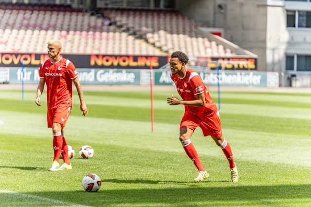 29.06.2026, xdaymx, Fussball 2.Bundesliga, 1.FC Kaiserslautern - Trainingsauftakt Saison 2026 27, Neuzugang Thierry Tazemeta beim Trainingsauftakt. (DFL DFB REGULATIONS PROHIBIT ANY USE OF PHOTOGRAPHS as IMAGE SEQUENCES and or QUASI-VIDEO) Kaiserslautern *** June 29, 2026, xdaymx, Soccer 2. Bundesliga, 1 FC Kaiserslautern Kicks Off Training for the 2026-27 Season, New Signing Thierry Tazemeta at the Start of Training DFL DFB REGULATIONS PROHIBIT ANY USE OF PHOTOGRAPHS as IMAGE SEQUENCES and or QUASI-VIDEO Kaiserslautern
