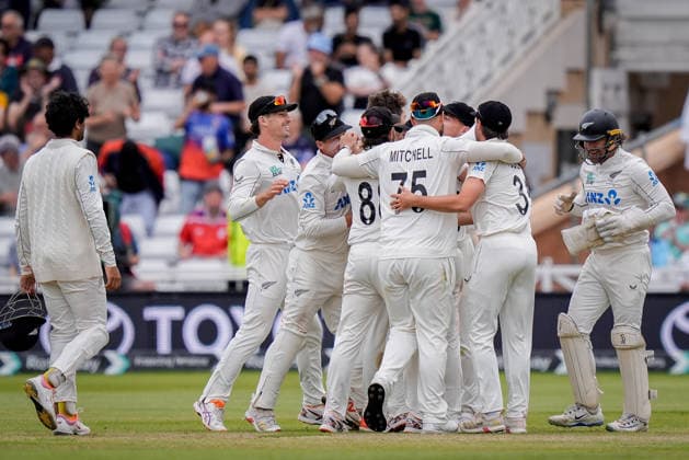 3rd Rothesay Test Match Day 5 England v New Zealand New Zealand layers celebrate winning the test match during the 3rd Rothesay Test Match Day 5 match England vs New Zealand at Trent Bridge, Nottingham, United Kingdom on 29 June 2026 (Photo by Maynard Manyowa News Images) Nottingham Trent Bridge Nottinghamshire United Kingdom Copyright: xMaynardxManyowa NewsxImagesx