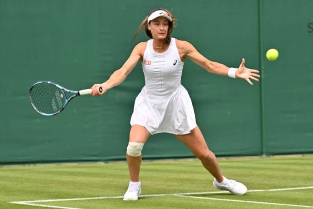 Wimbledon Tennis Championships 2026 - Day 1 LONDON, UNITED KINGDOM - JUNE 29: Zeynep Sonmez of Turkiye and Ann Li of the United States compete during their Women s Singles First Round match on Day 1 of the Wimbledon Lawn Tennis Championships at the All England Lawn Tennis and Croquet Club in London, United Kingdom on June 29, 2026. Ray Tang Anadolu London United Kingdom. Editorial use only. Please get in touch for any other usage.  Copyright: x2026xAnadoluxRayxTangx