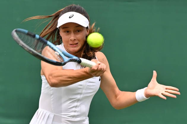 Wimbledon Tennis Championships 2026 - Day 1 LONDON, UNITED KINGDOM - JUNE 29: Zeynep Sonmez of Turkiye and Ann Li of the United States compete during their Women s Singles First Round match on Day 1 of the Wimbledon Lawn Tennis Championships at the All England Lawn Tennis and Croquet Club in London, United Kingdom on June 29, 2026. Ray Tang Anadolu London United Kingdom. Editorial use only. Please get in touch for any other usage.  Copyright: x2026xAnadoluxRayxTangx