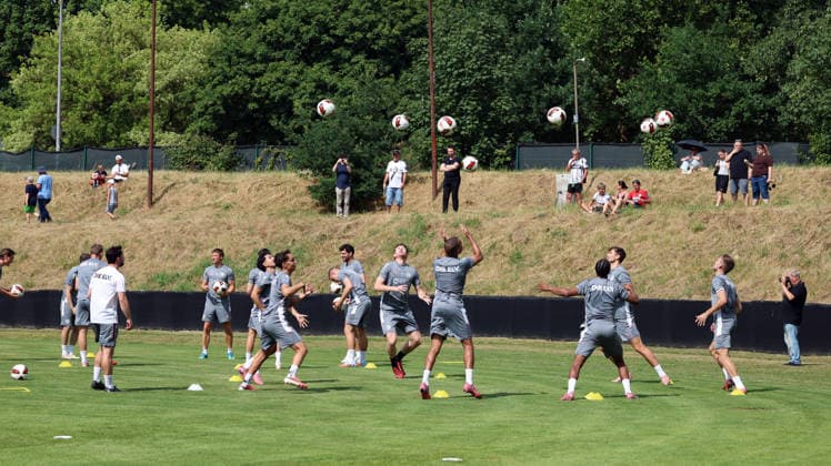 29.06.2026, xrekx, Fussball 1.Bundesliga, SV Elversberg - Trainingsauftakt Saison 202627 v.l. (DFL DFB REGULATIONS PROHIBIT ANY USE OF PHOTOGRAPHS as IMAGE SEQUENCES and or QUASI-VIDEO) Elversberg *** June 29, 2026, xrekx, Soccer, Bundesliga 1, SV Elversberg Starts Training for the 2026–27 Season. Note: DFL and DFB regulations prohibit any use of photographs as image sequences and or quasi-video. Elversberg