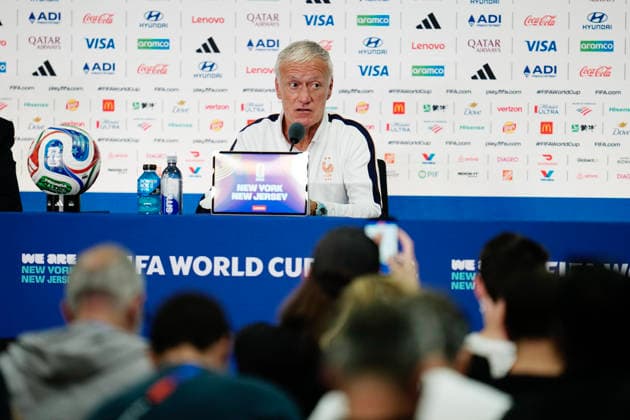 NEW JERSEY, USA 20260629 France national team, Nationalteam captain Didier Deschamps during a press conference, PK, Pressekonferenz in New Jersey ahead of the round of 16 match against Sweden during the World Cup. ***The image is included in the SPORTS PACKAGE. For others PAYMENT IMAGE*** NEW JERSEY USA x9200x *** NEW JERSEY, USA 20260629 France national team captain Didier Deschamps during a press conference in New Jersey ahead of the Round of 16 match against Sweden during the World Cup ***This image is included in the SPORTS PACKAGE. For other images, please contact us for pricing.*** NEW JERSEY, USA x9200x  Copyright: xBjörnxLarssonxRosvall TTx WORLD CUP PRESS CONFERENCE NEW JERSEY