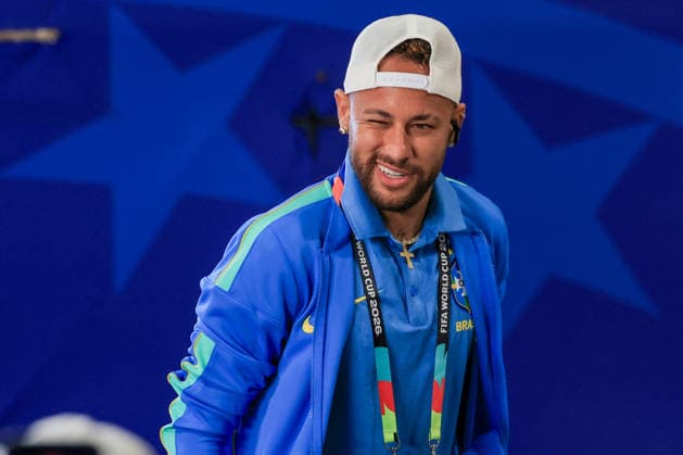 Brazil s Neymar Jr. gestures upon arrival ahead of the 2026 FIFA World Cup, WM, Weltmeisterschaft, Fussball round-of-32 soccer match between Brazil and Japan, in Houston, United States, 29 June 2026. 2026 FIFA World Cup - round of 32 - Brazil vs. Japan !ACHTUNG: NUR REDAKTIONELLE NUTZUNG!  Copyright: xCarlosxRamirezx GRAF7700 20260629-55020746355_1
