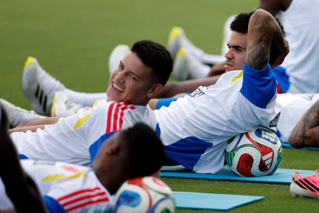 Player of Colombia Luis Diaz reacts during the team s training session at the Miami Inter CF Stadium in Fort Lauderdale, Florida, US, at the 2026 FIFA World Cup, WM, Weltmeisterschaft, Fussball on 29 June 2026. Training session of Colombia in Fort Lauderdale !ACHTUNG: NUR REDAKTIONELLE NUTZUNG!  Copyright: xAlbertoxEstevezx GRAF7691 20260629-55020746384_1