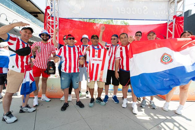 June 29, 2026; Foxborough, Massachusetts, USA; Paraguay supporters cheer ahead of a FIFA World Cup, WM, Weltmeisterschaft, Fussball 2026 Round of 32 match between Germany and Paraguay at Boston Stadium. (c) CSM - ZUMAc04_ 20260629_zma_c04_003 Copyright: xBurtxGranofskyx
