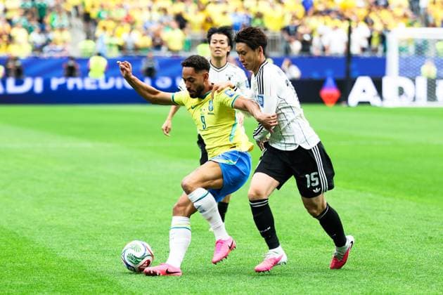 RECORD DATE NOT STATED FIFA World Cup, WM, Weltmeisterschaft, Fussball 2026 - Round of 32 - Brazil v Japan Matheus Cunha player of Brazil and Daichi Kamada player of Japan during the FIFA World Cup 2026 Round of 32 match between Brazil and Japan at Houston Stadium, in Texas, United States, on Monday, June 29, 2026.(Foto: Vanessa Carvalho Brazil Photo Press IMAGO) Sports Copyright: xVanessaxCarvalhox