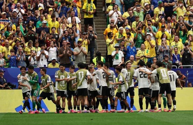 FIFA World Cup, WM, Weltmeisterschaft, Fussball 2026 - Round of 32 - Brazil vs Japan Players of Japan celebrate scoring the 1-0 during the FIFA World Cup 2026 Round of 32 match Brazil against Japan, in Houston, USA, 29 June 2026. HOUSTON United States  Copyright: xCHRISTOPHERxNEUNDORFx