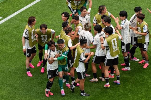 Japan squad celebrate Kaishu Sano of Japan goal Brazil v Japan, 2026 FIFA World Cup, WM, Weltmeisterschaft, Fussball Round of 32, Football, Houston Stadium, Houston, Texas, USA - 29 Jun 2026Houston Houston Stadium Texas (TX) United States of America  Copyright: xIsmaelxAdnan Shutterstockx 16968921aq