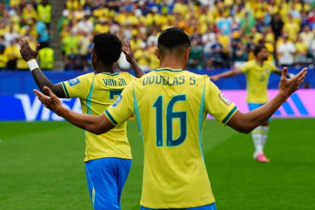 Brazil v Japan - FIFA World Cup, WM, Weltmeisterschaft, Fussball 2026 - Round of 32 HOUSTON, USA - JUNE 29: Douglas Santos (16) of Brazil is seen during the FIFA World Cup 2026 Round of 32 match between Brazil and Japan at Houston Stadium (NRG Stadium) on June 29, 2026 in Houston, Texas. Hakan Akgun Anadolu Texas United States. Editorial use only. Please get in touch for any other usage.  Copyright: x2026xAnadoluxHakanxAkgunx