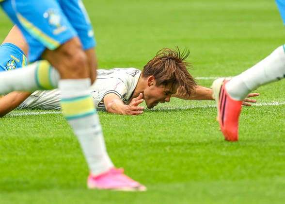 HOUSTON, TX - JUNE 29: Kaishu Sano 24 of Japan celebrates as he sees he scores a goal in the first half during the FIFA World Cup, WM, Weltmeisterschaft, Fussball 2026 Round of 32 match between Brazil and Japan on June 29, 2026 at Houston Stadium in Houston, Texas. (Photo by Leslie Plaza Johnson Icon Sportswire) SOCCER: JUN 29 FIFA World Cup 26 Round of 32 - Brazil v Japan EDITORIAL USE ONLY Icon260629011