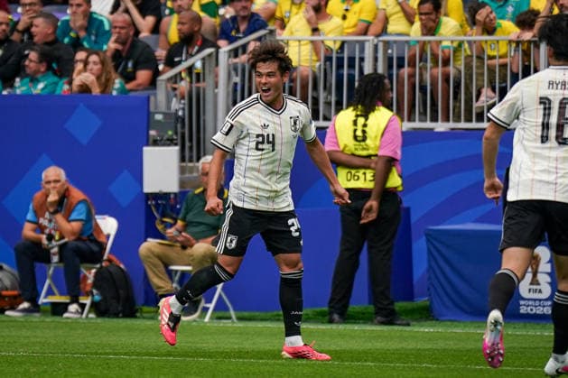 USA: Fußball FIFA World Cup, WM, Weltmeisterschaft, Fussball WM, Weltmeisterschaft, Fussball 2026 K.o.-Runde Round of 32 - Brasilien vs Japan, NRG Stadium Houston Stadium (Houston, Texas): Tor, Torschuss und Torjubel zum 1:0 durch Kaishu Sano KaishÅ« Sano (Japan 24) Freude, Emotionen, Jubel *** USA Soccer FIFA World Cup, World Cup, 2026 Soccer World Cup, Round of 32, Brazil vs. Japan, NRG Stadium, Houston, Texas, Goal, shot on goal and goal celebration for the 1–0 goal by Kaishu Sano, Japan, 24th minute—joy, emotions, cheering Copyright: xJOERANxSTEINSIEKx