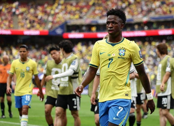 FIFA World Cup, WM, Weltmeisterschaft, Fussball 2026 - Round of 32 - Brazil vs Japan Vinicius Junior leaves the pitch for the halftime during the FIFA World Cup 2026 Round of 32 match Brazil against Japan, in Houston, USA, 29 June 2026. HOUSTON United States  Copyright: xCHRISTOPHERxNEUNDORFx