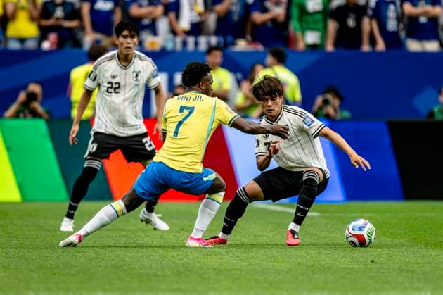 HOUSTON - (lr) Vinicius Junior of Brazil and Kaishu Sano of Japan during the 2026 World Cup match between Brazil and Japan at Houston Stadium on June 29, 2026, in Houston, United States. (Photo by Stefan Koops EYE4IMAGES DeFodi Images) - *** HOUSTON — Vinicius Junior of Brazil and Kaishu Sano of Japan during the 2026 World Cup match between Brazil and Japan at Houston Stadium on June 29, 2026, in Houston, United States. Photo by Stefan Koops, EYE4IMAGES, DeFodi Images
