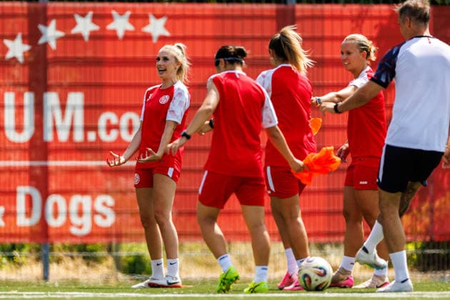 1. FSV Mainz 05 Frauen, Auftakttraining, 29.06.2026 Chiara Bouziane (1. FSV Mainz 05 Frauen, 10) Auftakttraining der Frauen des 1. FSV Mainz 05 zur Saison 2026 27 der 1. Frauen Fussball Bundesliga, Trainingsgelände auf dem Wolfgang Frank Campus, Mainz, 29.06.2026 DFL DFB regulations prohibit any use of photographs as image sequences and or quasi-video. *** 1 FSV Mainz 05 Women, First Training Session, June 29, 2026 Chiara Bouziane 1 FSV Mainz 05 Women, 10th opening training session for the 1 FSV Mainz 05 women’s team for the 2026 season, 27th round of the Women’s Bundesliga, training grounds at the Wolfgang Frank Campus, Mainz, June 29, 2026 DFL DFB regulations prohibit any use of photographs as image sequences and or quasi-video Copyright: xBEAUTIFULxSPORTS Hahnex