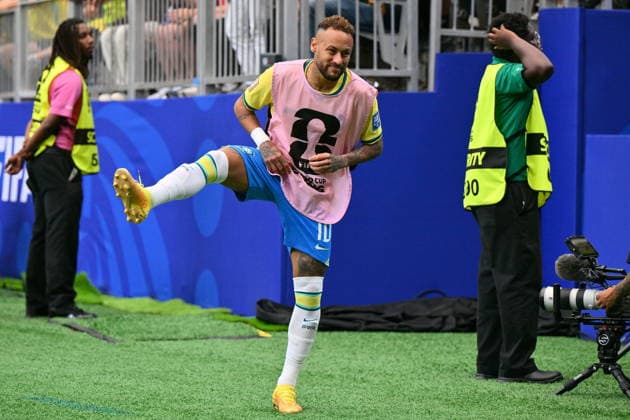 FIFA World Cup, WM, Weltmeisterschaft, Fussball 2026 - Round of 32 - Brazil vs Japan Neymar of brazil warms up during the FIFA World Cup 2026 Round of 32 match Brazil against Japan, in Houston, USA, 29 June 2026. HOUSTON United States  Copyright: xSAMxWASSONx