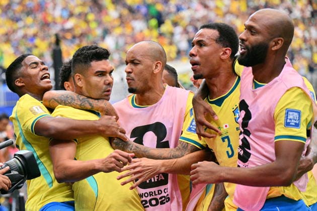 FIFA World Cup, WM, Weltmeisterschaft, Fussball 2026 - Round of 32 - Brazil vs Japan Casemiro (2-L) of Brazil celebrates with teammates after scoring the 1-1 goal during the FIFA World Cup 2026 Round of 32 match Brazil against Japan, in Houston, USA, 29 June 2026. HOUSTON United States  Copyright: xSAMxWASSONx