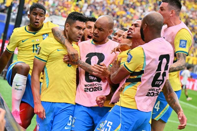 FIFA World Cup, WM, Weltmeisterschaft, Fussball 2026 - Round of 32 - Brazil vs Japan Casemiro (2-L) of Brazil celebrates with teammates after scoring the 1-1 goal during the FIFA World Cup 2026 Round of 32 match Brazil against Japan, in Houston, USA, 29 June 2026. HOUSTON United States  Copyright: xSAMxWASSONx
