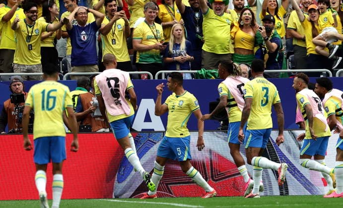 FIFA World Cup, WM, Weltmeisterschaft, Fussball 2026 - Round of 32 - Brazil vs Japan Casemiro of Brazil (C) celebrates scoring the 1-1 during the FIFA World Cup 2026 Round of 32 match Brazil against Japan, in Houston, USA, 29 June 2026. HOUSTON United States  Copyright: xCHRISTOPHERxNEUNDORFx