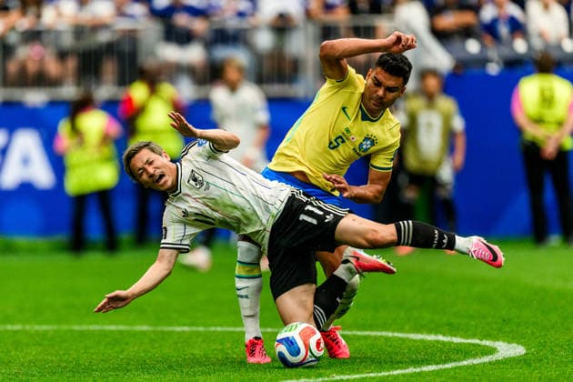 260629 Daizen Maeda of Japan and Casemiro of Brazil during the FIFA World Cup, WM, Weltmeisterschaft, Fussball 2026 round of 32 football match between Brazil and Japan on June 29, 2026 in Houston. Photo: Ludvig Thunman BILDBYRAN kod LT LT0809 fotboll football soccer fotball vm fotbolls-vm fotball-vm fotbolls-vm 2026 fifa world cup 2026 sextondelsfinal round of 32 day 19 bbeng *** June 29, 2026: Daizen Maeda of Japan and Casemiro of Brazil during the FIFA World Cup 2026 Round of 32 soccer match between Brazil and Japan on June 29, 2026 in Houston. Photo by Ludvig Thunman. BILDBYRAN code LT LT0809 soccer football fotball World Cup soccer World Cup 2026 FIFA World Cup 2026 Round of 32 Day 19 bbeng  Copyright: LUDVIGxTHUNMAN BB260629LT056