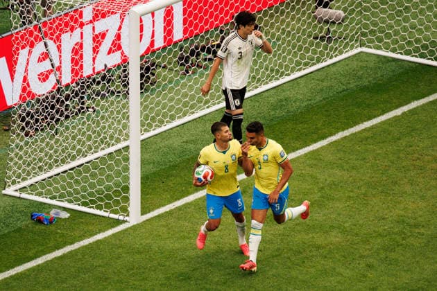 Bruno Guimaraes and Casemiro seen celebrating after scoring goal during FIFA World Cup, WM, Weltmeisterschaft, Fussball 2026 Round of 32 game between national teams of Brazil and Japan (Grzegorz Wajda Ball Raw Images) Houston Houston Stadium USA Copyright: xGrzegorzxWajdax grzegorzwajda_brazil_japan_2526_4-4