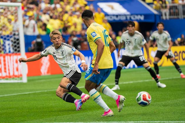 Ritsu Doan seen during FIFA World Cup, WM, Weltmeisterschaft, Fussball 2026 Round of 32 game between national teams of Brazil and Japan (Edmung Wong Ball Raw Images) Houston Houston Stadium USA Copyright: xEdmundxWongx edmundwong_brazil_japan_2526_1-3