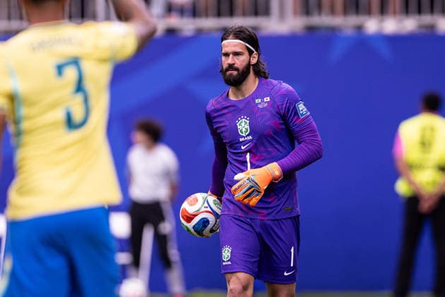 Brazil v Japan: round of 32 - FIFA World Cup, WM, Weltmeisterschaft, Fussball 2026 HOUSTON, TEXAS - JUNE 29: Alisson Becker 1 of Brazil in action during the FIFA World Cup 2026 round of 32 match between Brazil and Japan at Houston Stadium on June 29, 2026 in Houston, USA. (Photo by Victor Monteiro PxImages) Houston Houston Stadium Texas USA Copyright: xVictorxMonteirox