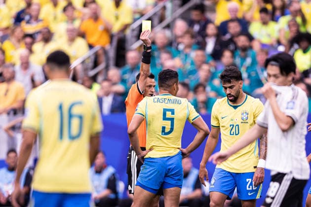 Brazil v Japan: round of 32 - FIFA World Cup, WM, Weltmeisterschaft, Fussball 2026 HOUSTON, TEXAS - JUNE 29: Referee Maurizio Mariani in action during the FIFA World Cup 2026 round of 32 match between Brazil and Japan at Houston Stadium on June 29, 2026 in Houston, USA. (Photo by Victor Monteiro PxImages) Houston Houston Stadium Texas USA Copyright: xVictorxMonteirox