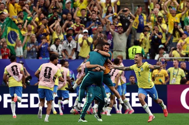 FIFA World Cup, WM, Weltmeisterschaft, Fussball 2026 - Round of 32 - Brazil vs Japan Brazil celebrates the 2-1 during the FIFA World Cup 2026 Round of 32 match Brazil against Japan, in Houston, USA, 29 June 2026. HOUSTON United States  Copyright: xCHRISTOPHERxNEUNDORFx