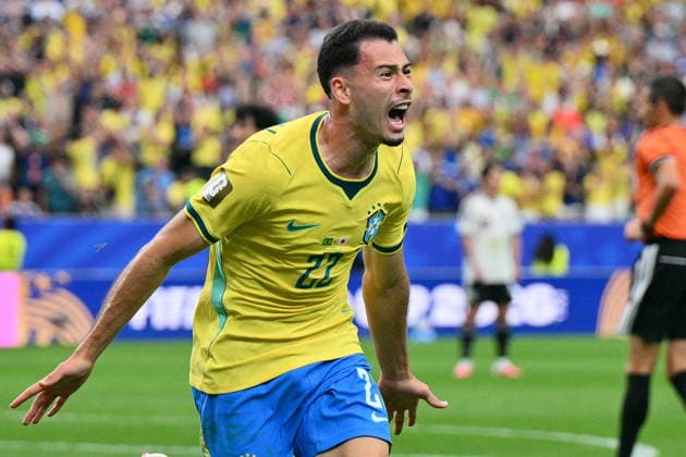 FIFA World Cup, WM, Weltmeisterschaft, Fussball 2026 - Round of 32 - Brazil vs Japan Gabriel Martinelli of Brazil celebrates after scoring the 2-1 goal during the FIFA World Cup 2026 Round of 32 match Brazil against Japan, in Houston, USA, 29 June 2026. HOUSTON United States  Copyright: xSAMxWASSONx