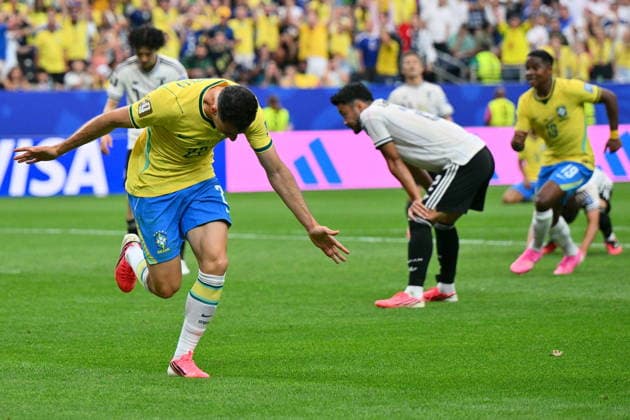 FIFA World Cup, WM, Weltmeisterschaft, Fussball 2026 - Round of 32 - Brazil vs Japan Gabriel Martinelli of Brazil celebrates after scoring the 2-1 goal during the FIFA World Cup 2026 Round of 32 match Brazil against Japan, in Houston, USA, 29 June 2026. HOUSTON United States  Copyright: xSAMxWASSONx