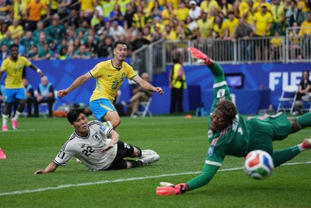 Gabriel Martinelli (Brazil) scores and celebrates his teams second goal during Brazil and Japan, Round of 32 FIFA World Cup, WM, Weltmeisterschaft, Fussball 2026, Houston Stadium, Texas, USA on June 29, 2026. Thor Wegner DeFodi Images. (Photo by DeFodi Images) - *** Gabriel Martinelli of Brazil scores and celebrates his team s second goal during the Round of 32 match between Brazil and Japan at the 2026 FIFA World Cup at Houston Stadium in Texas, USA, on June 29, 2026. Photo by DeFodi Images (Thor Wegner)