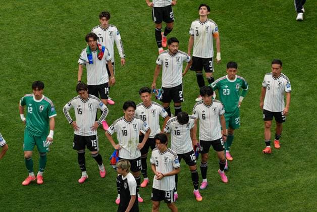 Japan squad dejected at full time Brazil v Japan, 2026 FIFA World Cup, WM, Weltmeisterschaft, Fussball Round of 32, Football, Houston Stadium, Houston, Texas, USA - 29 Jun 2026Houston Houston Stadium Texas (TX) United States of America  Copyright: xIsmaelxAdnan Shutterstockx 16968921ei