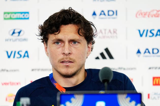 NEW JERSEY, USA 20260629 Sweden s Victor Nilsson Lindelöf during the men s national team, Nationalteam s press conference, PK, Pressekonferenz in New Jersey ahead of the round of 16 match against France during the World Cup. ***The image is included in the SPORTS PACKAGE. For others PAYMENT IMAGE*** NEW JERSEY USA x9200x *** NEW JERSEY, USA 20260629 Sweden’s Victor Nilsson Lindelöf during the men’s national team’s press conference in New Jersey ahead of the Round of 16 match against France during the World Cup ***The image is included in the SPORTS PACKAGE. For others, PAYMENT IMAGE*** NEW JERSEY USA x9200x  Copyright: xBjörnxLarssonxRosvall TTx WORLD CUP PRESS CONFERENCE NEW JERSEY