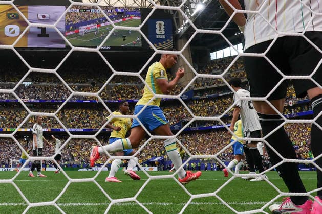 HOUSTON, TX - JUNE 29: Casemiro 5 of Brazil jogs in front of the net as he celebrates his goal during the FIFA World Cup, WM, Weltmeisterschaft, Fussball 2026 Round of 32 match between Brazil and Japan on June 29, 2026, at Houston Stadium in Houston, Texas. (Photo by David Buono Icon Sportswire) SOCCER: JUN 29 FIFA World Cup 26 Round of 32 - Brazil vs Japan EDITORIAL USE ONLY Icon260629072