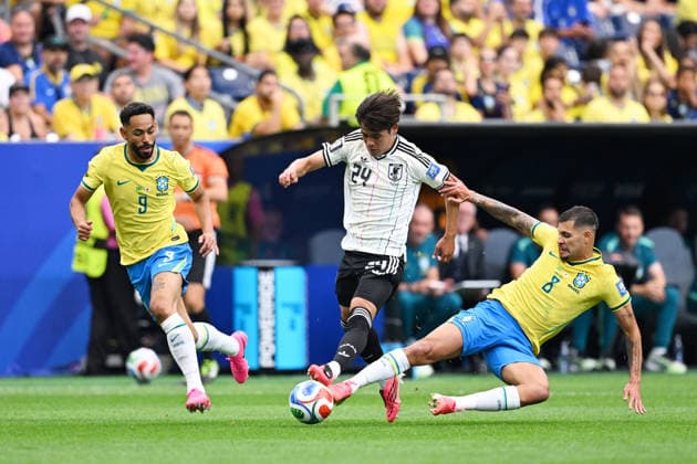 (L-R) Matheus Cunha (BRA), Kaishu Sano (JPN), Bruno Guimaraes (BRA), JUNE 29, 2026 - Football Soccer : FIFA World Cup, WM, Weltmeisterschaft, Fussball 2026 Round of 32 match between Brazil 2-1 Japan at Houston Stadium in Houston, Texas, USA.  aflo_336299882 KenjiroxMatsuox
