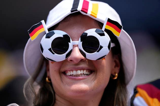 Germany v Paraguay: Round Of 32 - FIFA World Cup, WM, Weltmeisterschaft, Fussball 2026 Supporter of Germany poses for the photo during the FIFA World Cup 2026 Round Of 32 match between Germany and Paraguay at Boston Stadium on June 29, 2026 in Foxborough, Massachusetts. Foxborough MA United States  Copyright: xJosexBretonx originalFilename:bretonhernandez-germanyv260629_npQxM.jpg