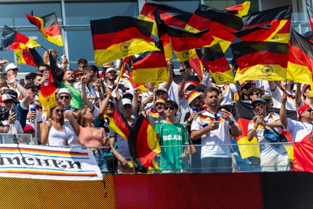 29.06.2026, Fussball Weltmeisterschaft 2026 in den USA, Sechzehntelfinale, Deutschland - Paraguay, im Gillette Stadium (Boston (Foxborough)), Fans Deutschland ***FIFA regulations prohibit any use of photographs as image sequences and or quasi-video. EDITORIAL USE ONLY*** *** June 29, 2026, 2026 FIFA World Cup in the U.S., Round of 32, Germany vs. Paraguay, at Gillette Stadium in Boston, Foxborough; German fans ***FIFA regulations prohibit any use of photographs as image sequences and or quasi-video. EDITORIAL USE ONLY***