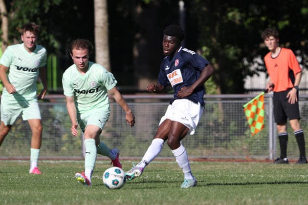Fussball I Herren I Saison 2026 2027 I Hanse Merkur Cup I Eintracht Norderstedt - PSV Union Neumünster I 29.06.2026 Ezra Ampofo (29, FC Eintracht Norderstedt) Kaltenkirchen Sportplatz Marschweg Schleswig-Holstein Deutschland *** Soccer I Men s Team I 2026–2027 Season I Hanse Merkur Cup I Eintracht Norderstedt vs. PSV Union Neumünster I June 29, 2026 Ezra Ampofo 29, FC Eintracht Norderstedt, Kaltenkirchen, Marschweg Sports Field, Schleswig-Holstein, Germany Copyright: xLobeca RalfxHomburgx