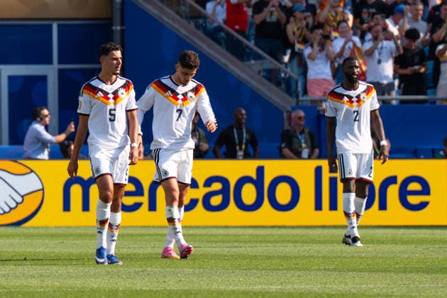 Aleksandar Pavlovic (Germany, 5) Kai Havertz (Germany, 7) und Antonio Ruediger (Germany, 2) enttäuscht nach dem Gegentor zu 1:0 für Paraguay FIFA World Cup, WM, Weltmeisterschaft, Fussball 2026: Deutschland v Paraguay 29 June 2026, FIFA World Cup 2026: Germany v Paraguay (Round of 32) at Boston Stadium in Foxborough, Massachusetts, USA *** Aleksandar Pavlovic (Germany), 5; Kai Havertz (Germany), 7; and Antonio Rüdiger (Germany), 2, looked disappointed after Paraguay scored the opening goal to make it 1–0. FIFA World Cup 2026: Germany vs. Paraguay, June 29, 2026, 2026 FIFA World Cup: Germany vs. Paraguay, Round of 32 at Boston Stadium in Foxborough, Massachusetts, USA Copyright: HMBxMedia xMarcoxBader