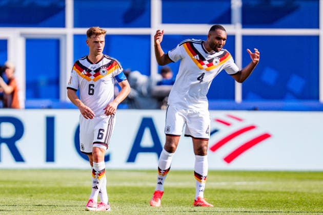 FIFA Fussball Weltmeisterschaft 2026, Sechszehntelfinale, Deutschland vs. Paraguay, 29.06.2026, Boston Stadium Tor zum 0:1 durch Julio Enciso Jonathan Tah (Deutschland) Joshua Kimmich (Deutschland) *** 2026 FIFA World Cup, Round of 32, Germany vs. Paraguay, June 29, 2026, Boston Stadium Goal: 0–1 by Julio Enciso; Jonathan Tah (Germany); Joshua Kimmich (Germany) Copyright: xBahhoxKarax