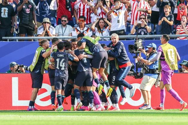 RECORD DATE NOT STATED FIFA World Cup, WM, Weltmeisterschaft, Fussball 2026 - Round of 32 - Germany v Paraguay Julio Enciso player of Paraguay celebrates his goal with teammates during the FIFA World Cup 2026 Round of 32 match between Germany and Paraguay at Boston Stadium, in Foxborough, United States, on Monday, June 29, 2026.(Foto: William Volcov Brazil Photo Press IMAGO) Sports Foxborough MA United States of America Copyright: xWILLIAMxVOLCOVx