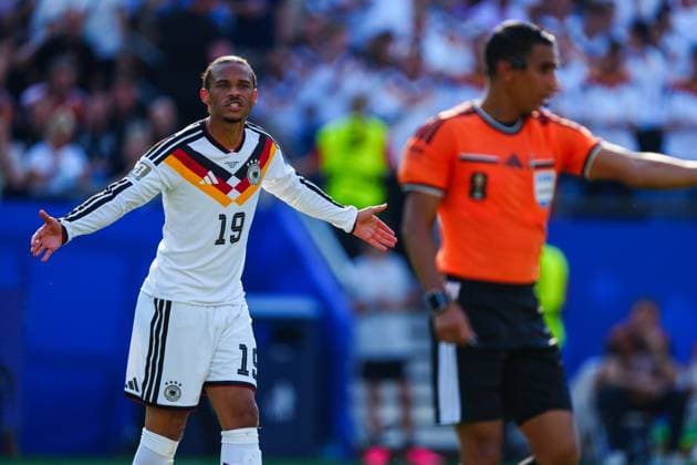 Leroy SanÃ of Germany complains to referee Jalal Jayed due to the delayed restart Germany v Paraguay, 2026 FIFA World Cup, WM, Weltmeisterschaft, Fussball Round of 32, Football, Boston Stadium, Foxborough, Massachusetts, USA - 29 Jun 2026Foxborough Boston Stadium Massachusetts (MA) United States of America  Copyright: xJavierxGarcia Shutterstockx 16969211ao