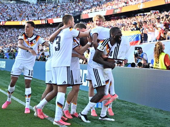 Germany v Paraguay - FIFA World Cup, WM, Weltmeisterschaft, Fussball 2026 - Round of 32 FOXBOROUGH, USA - JUNE 29: Jonathan Tah of Germany celebrates with teammates after scoring a goal, which was disallowed by the VAR, during the 2026 FIFA World Cup Round of 32 match between Germany and Paraguay at Boston Stadium (Gillette Stadium) in Foxborough, Massachusetts, United States on June 29, 2026. Abdulhamid Hosbas Anadolu Massachusetts United States. Editorial use only. Please get in touch for any other usage.  Copyright: x2026xAnadoluxAbdulhamidxHosbasx