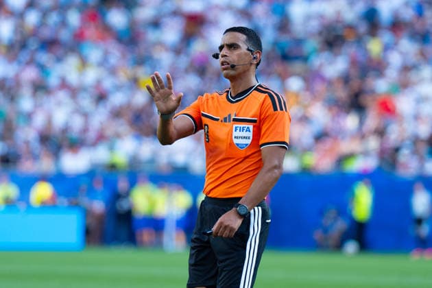 Jalal Jayed (Referee) gestikulierend FIFA World Cup, WM, Weltmeisterschaft, Fussball 2026: Deutschland v Paraguay 29 June 2026, FIFA World Cup 2026: Germany v Paraguay (Round of 32) at Boston Stadium in Foxborough, Massachusetts, USA *** Jalal Jayed, the referee, gesturing during the 2026 FIFA World Cup match between Germany and Paraguay on June 29, 2026; the Round of 32 match between Germany and Paraguay at Boston Stadium in Foxborough, Massachusetts, USA Copyright: HMBxMedia xMarcoxBader