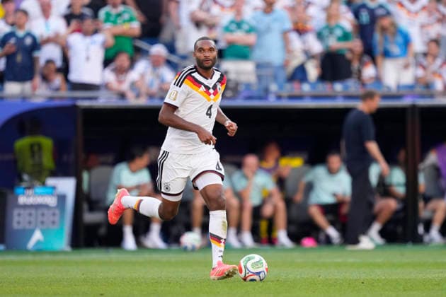 Germany v Paraguay: Round Of 32 - FIFA World Cup, WM, Weltmeisterschaft, Fussball 2026 Jonathan Tah of Germany runs with the ball during the FIFA World Cup 2026 Round Of 32 match between Germany and Paraguay at Boston Stadium on June 29, 2026 in Foxborough, Massachusetts. Foxborough MA United States  Copyright: xJosexBretonx originalFilename:bretonhernandez-germanyv260629_npK5f.jpg